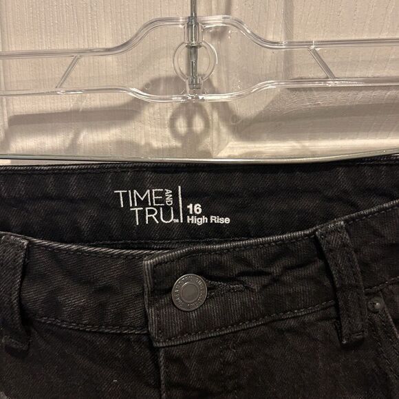 Time And True Womens High Rise Cropped Black Jeans Size 16 25" Inseam - Picture 4 of 8